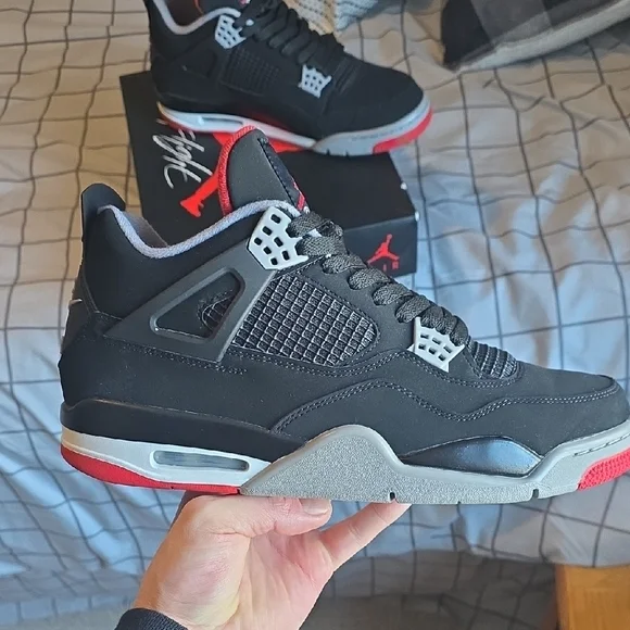 Jordan Black and Red Sneakers - Picture 3 of 12